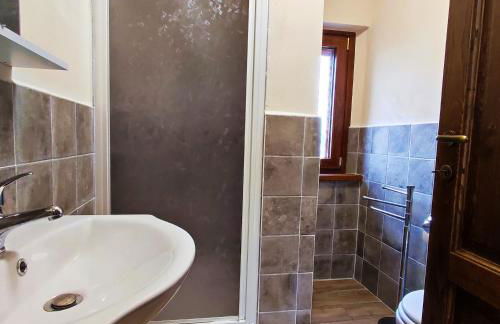 Charming apartment in Caprese Michelangelo, shared pool. - Foto 22