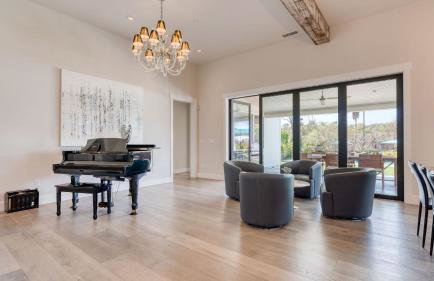 Luxe, Pool, Spa, Fire Pit, Game Room, Piano Sonoma Pool Retreat by Avantstay - Foto 20