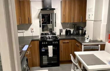 Self-catering fully equipped apartment in Vauxhall - Photo 28