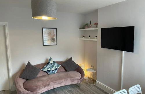 Modern Ground Floor Garden Apartment With Parking - Foto 3