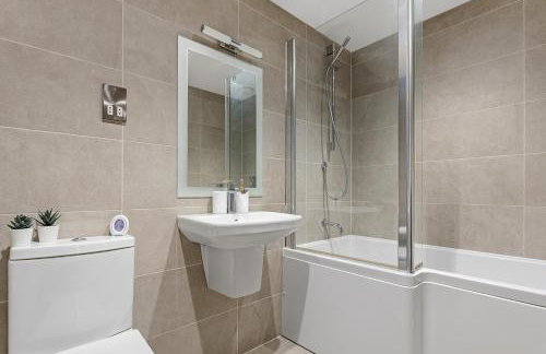 Stunning and Spacious Harrogate Apartment - Photo 24