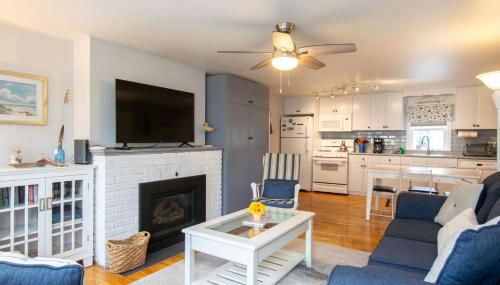 1 2 Mile to Nantucket Sound Beaches - Foto 2