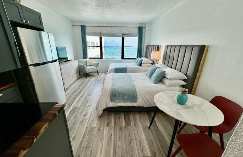 Directly on the Beach with Pool & Ocean View - Photo 18