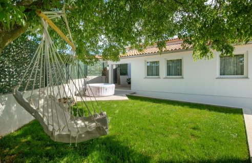 Awesome Home In Barban With Jacuzzi - Foto 10