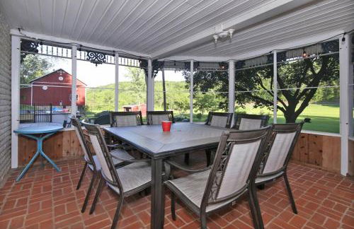 Creekside Farmstead - Pool - Hot Tub - 3 Min to Lake - Pets Allowed - Foto 41