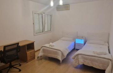 Beachfront Villa - Photo 53