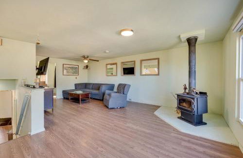 17 Mi to Town Peaceful Golden Cabin! - Photo 4