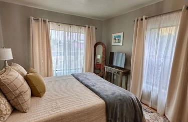 2 bedroom, large fenced yard, 3 mins from farmers market - Foto 3