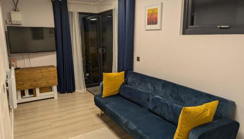 Moira Garden Tiny Home - Photo 3