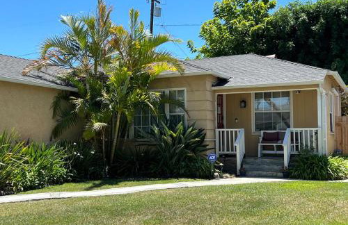 Lakewood beautiful 2 bedrooms with huge backyard - Photo 33