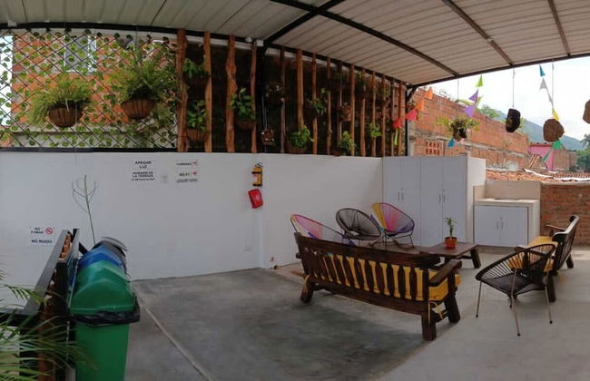 parrot house san antonio - Photo 11