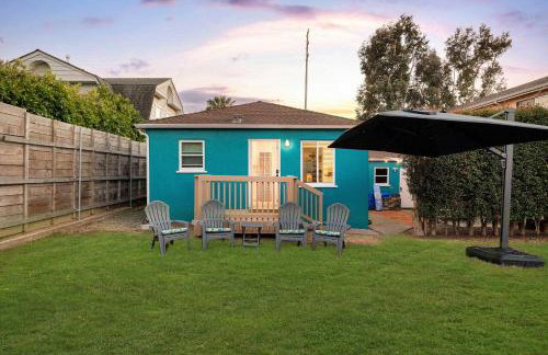 10 Min to the Beach Colorful Home Huge Yard - Foto 44