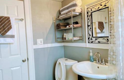 2 BR Apt near Great Lakes Naval Base and 6 Flags - Foto 24