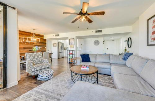 Airy Destin Condo with Pool - Walk to Private Beach! - Foto 6