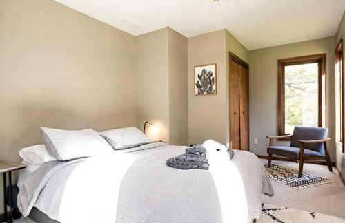 Stunning Home Away From Home in New Albany, Ohio, For Restful Escapes to Nature - Foto 15