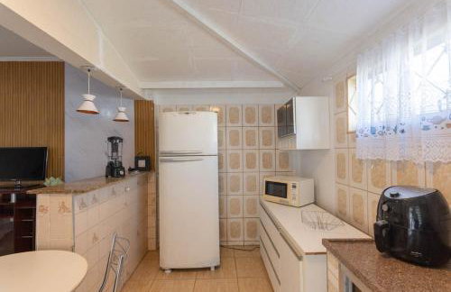 Casa com Piscina e Churrasqueira no Parque Fehr - Foto 11