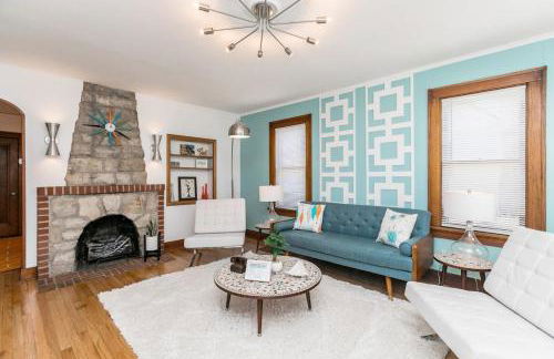 1960s Gem-Close to Downtown And In a Quiet Area - Photo 1