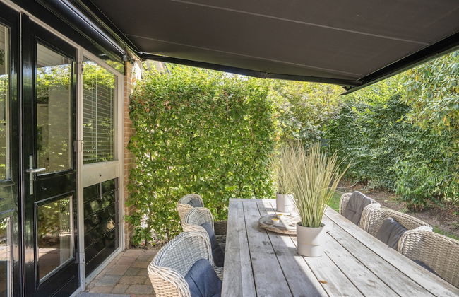 Dog-friendly Stay w/ Spa - Photo 19