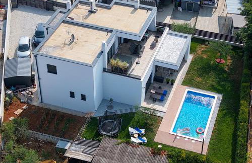 Modern apartment Ana with Jacuzzi and Pool - Foto 43