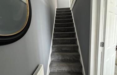 Weekend availability - 3 Bedroom House - Free Parking - Ideal for Families and Groups - Foto 3