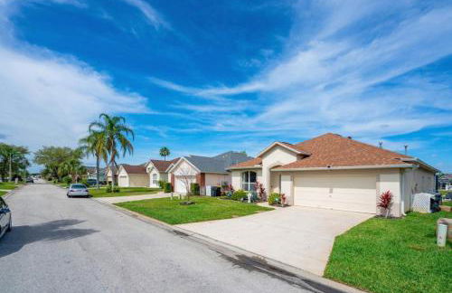 Magical Villa Pool Game Room Close to Disney - Foto 57