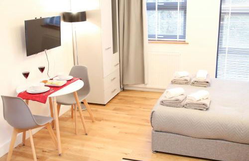 Executive Bright and Airy Studio Apartment in Sydenham - Foto 4