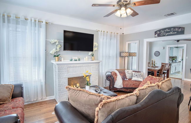 Stunning 3 BR Home Near DT Alamodome - Riverwalk - Photo 14