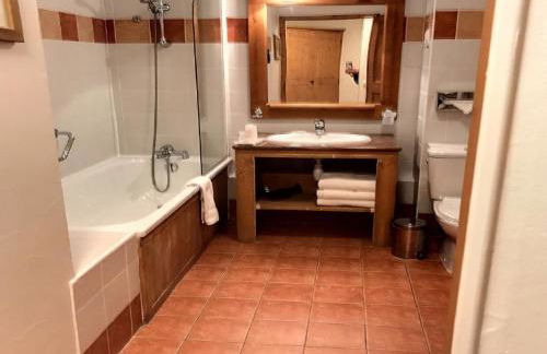 Appartement ARC 1950 m, Ski au pied, piscine extérieure chauffée, remontées mécaniques à 100m, sauna et salle de sports - Foto 10