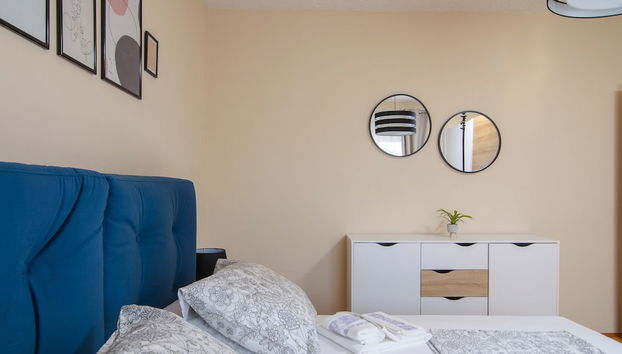 Modern Apartment Near Trogir Beach With Sea View Terrace and Lounge Area - Foto 2, Habitación