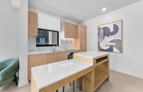 Chic Downtown Miami 2BR City Views Rooftop Pool - Foto 36