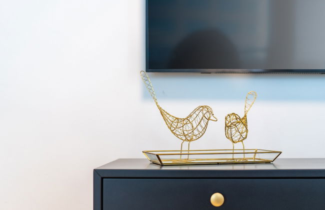 Sunlit Urban Escape with Balcony by Sea N Rent - Foto 34