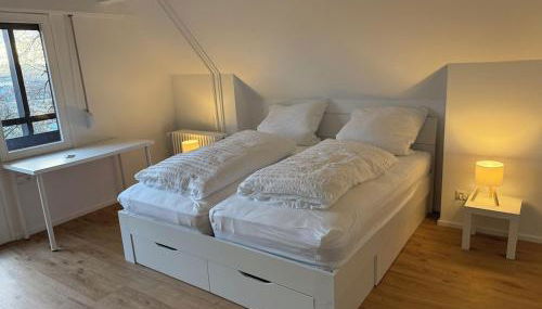 Ferienhaus mit Pool und Aussicht 20 min von Stuttgart Flughafen und Messe - Photo 3