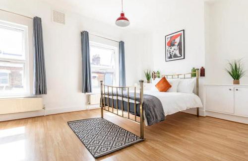 Large, Bright and Spacious 3 Bed Flat in London - Foto 2