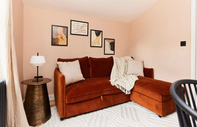 The Langthorme Park Place - Trendy 3bdr House With Garden and Study Room - Foto 10