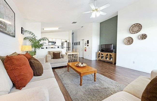 Bloomingdale Villa 4 Bedroom Home by RedAwning - Foto 15