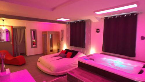 Suite Cupidon- Domaine des trois châteaux - Foto 2