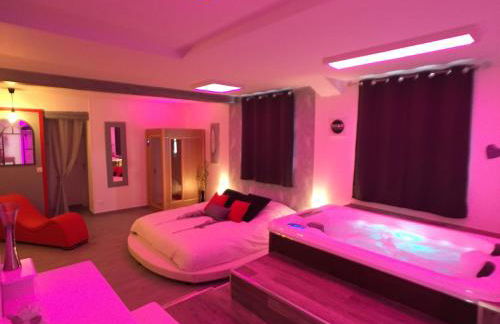 Suite Cupidon- Domaine des trois châteaux - Foto 2