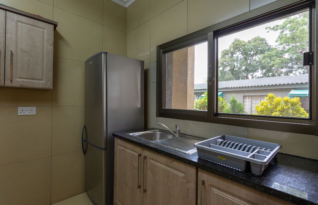 Fallsway Apartments Burley Court - Photo 8