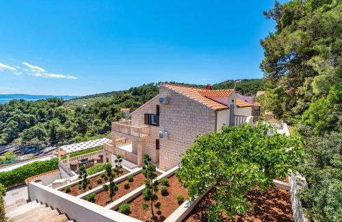 Villa Kadena - Luxury Seaside Villa with Private Heated Pool - Photo 78