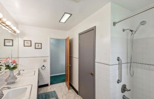 Elkhart Haven- Cozy Family Retreat home - Foto 17