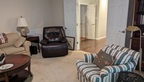 NEW! Stately 3BR25BA near Rockwood - Foto 1