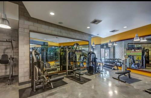 Modern 2BR Near Petco Park & Convention Center - Foto 23