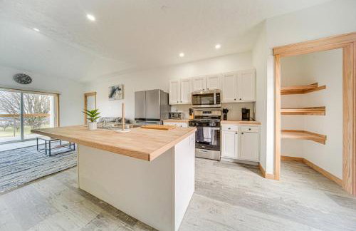 4 Mi to Lake Erie: Condo w/ Golf Course Views! - Foto 2