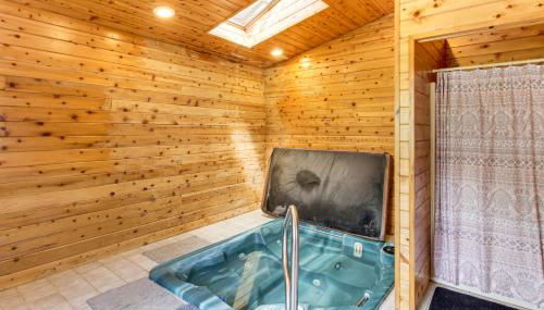 Hot Tub and 2 Recreation Rooms Spacious Onamia Home - Foto 2