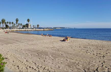 Spacieux studio à Golfe Juan 2 minutes des plages - Foto 5