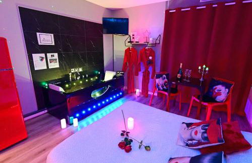 Grand Studio BISCARROSSE PLAGE Une nuit A 2 avec Sauna Luxe, Balnéo, Océan rien que pour vous - Foto 8