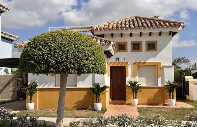 Luxurious Frontline Golf Villa on Mar Menor Golf - Foto 1