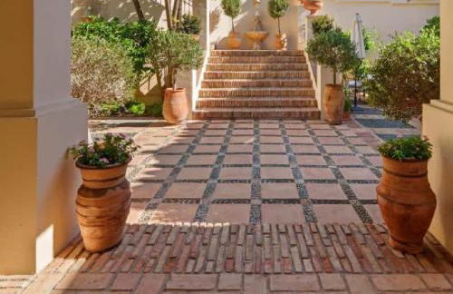 This exquisite Andalusian-style villa - Foto 2