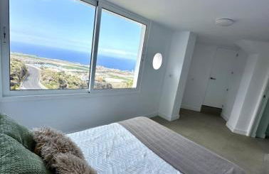 Countryside Elegant 4-Bedroom Suite, Pool & Garden - Foto 44