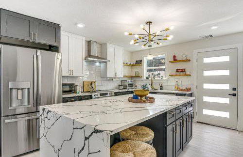 Less Than 1 Mi to Sea! Family and Pet-Friendly Galveston Gem - Foto 3